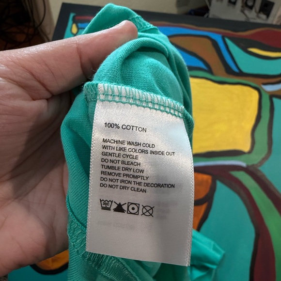 NWT Tommy Bahama Men's Green Cotton T-Shirt - Picture 4 of 4